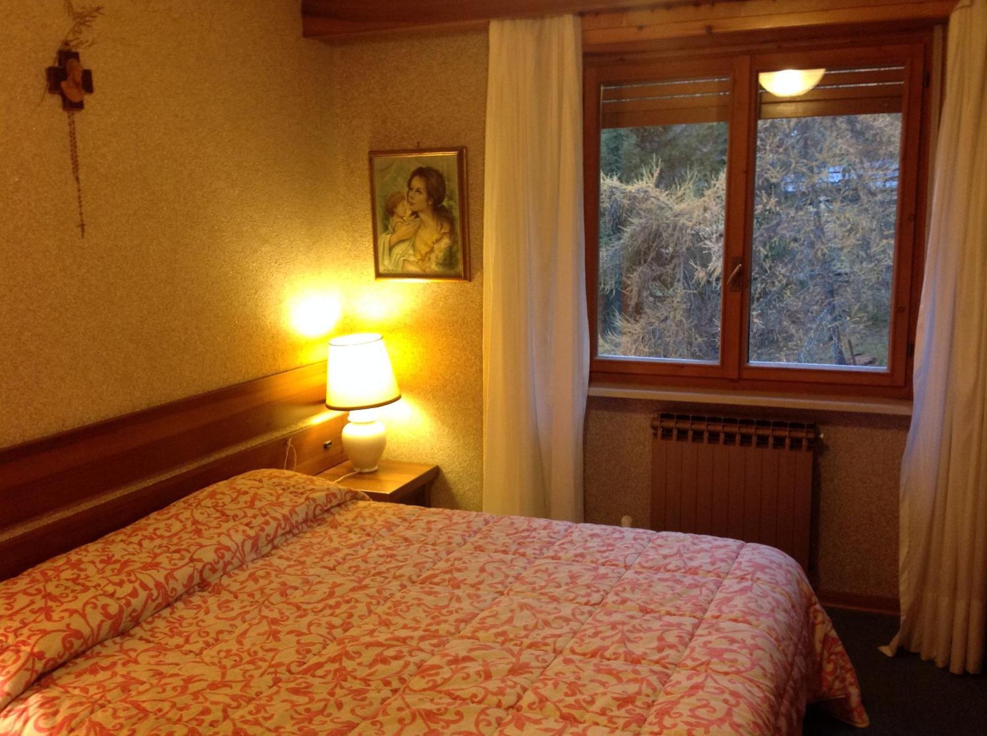 Albergo Castello da Bonino Champorcher Camera foto