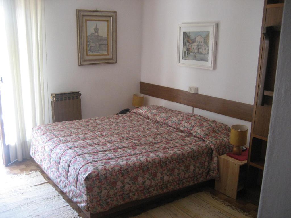 Albergo Castello da Bonino Champorcher Camera foto