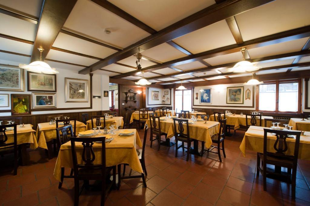 Albergo Castello da Bonino Champorcher Camera foto