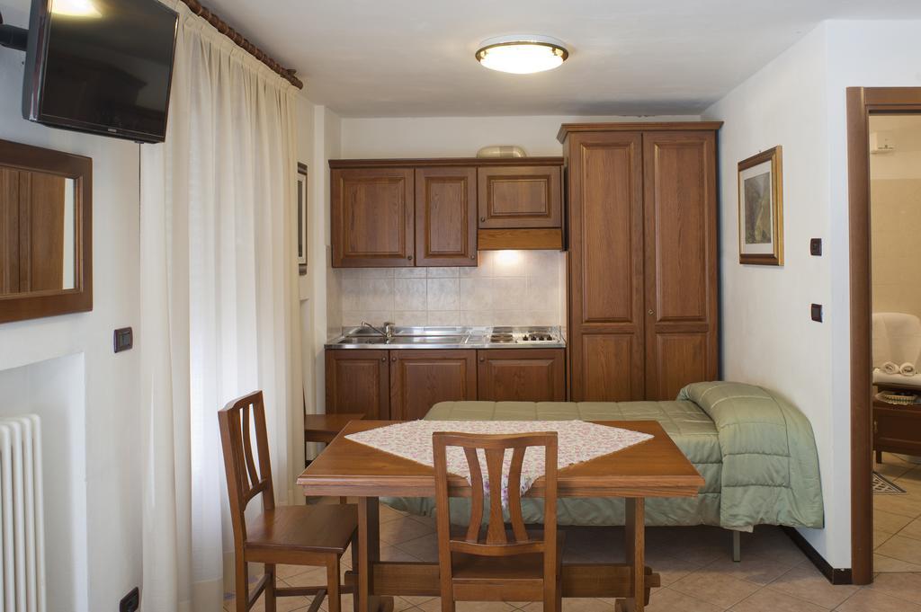 Albergo Castello da Bonino Champorcher Esterno foto