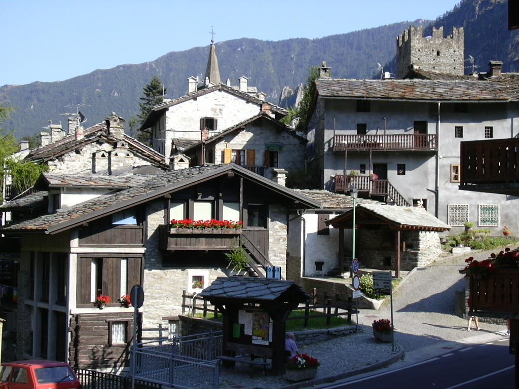 Albergo Castello da Bonino Champorcher Esterno foto